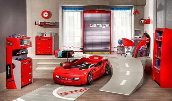 Детские кровати в виде машины